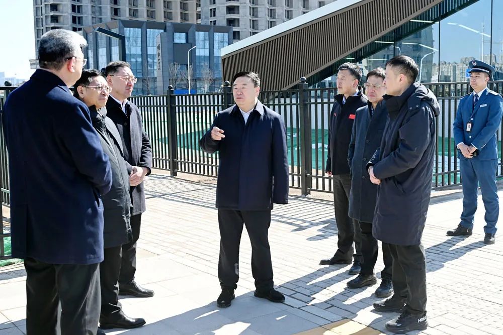 張恩惠調(diào)研城市公共交通建設(shè)工作：科學施工加快構(gòu)建現(xiàn)代化公交體系 以人為本讓群眾有更好的出行體驗